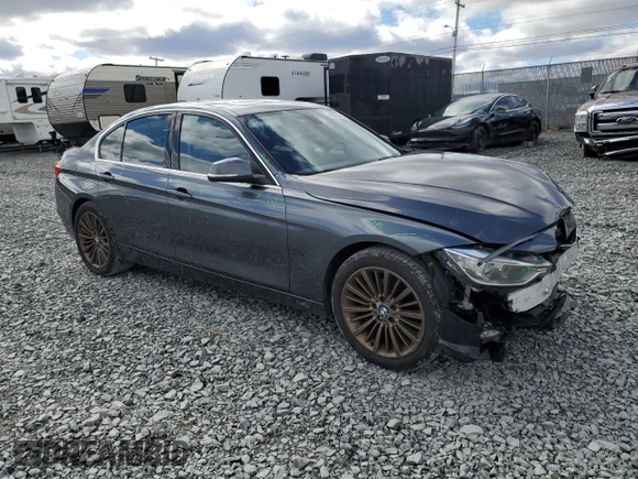 2014 BMW 3 Series 328i xDrive с VIN WBA3B3C51EJ983303, выставлен на аукционе Copart как лот 46533413 с пробегом 161 126 миль миль и Чистый • Clean title. История ставок и продаж доступна на DreamBid. Изображение 4.