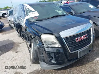 2015 GMC Terrain SLE z VIN 2GKALMEKXF6154846, wystawiony jako IAAI lot #42091617 z przebiegiem 171 150 mil mil oraz . Historia ofert i sprzedaży dostępna na DreamBid. Obrazek 1.