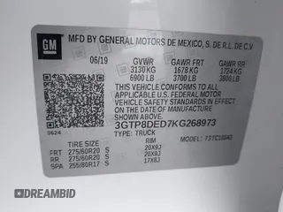 2019 GMC Sierra 1500 SLT z VIN 3GTP8DED7KG268973, wystawiony jako IAAI lot #42224064 z przebiegiem 98 871 mil mil oraz . Historia ofert i sprzedaży dostępna na DreamBid. Obrazek 9.