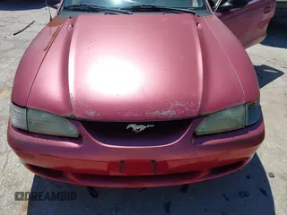 1998 Ford Mustang GT z VIN 1FAFP42X1WF191978, wystawiony jako IAAI lot #41835365 z przebiegiem 116 944 mil mil oraz . Historia ofert i sprzedaży dostępna na DreamBid. Obrazek 6.