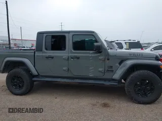 2022 Jeep Gladiator Texas Trail z VIN 1C6HJTAG2NL176011, wystawiony jako IAAI lot #42193864 z przebiegiem 27 219 mil mil oraz . Historia ofert i sprzedaży dostępna na DreamBid. Obrazek 14.
