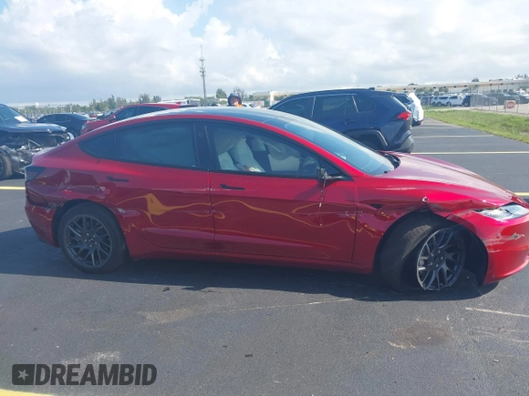 2025 Tesla Model 3 Long Range with VIN 5YJ3E1EA6SF967254, listed as a IAAI auction lot 42345651 with 1,180 mi miles and . Bid and sale history available at DreamBid. Image 14.