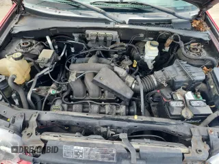 2006 Ford Escape Limited z VIN 1FMCU041X6KB19851, wystawiony jako Copart lot #63636955 z przebiegiem 98 400 mil mil oraz Szkoda całkowita • Salvage title. Historia ofert i sprzedaży dostępna na DreamBid. Obrazek 12.