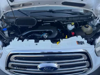 2018 Ford Transit with VIN 1FTBW2CM9JKA18939, listed as a Copart auction lot 52781585 with 236,566 mi miles and Clean Title. Bid and sale history available at carsss.com. Image 7.