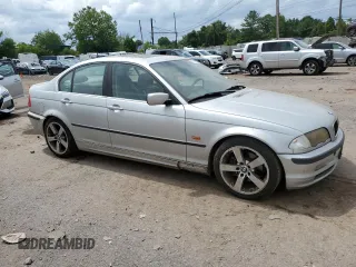 1999 BMW 3 Series 328i with VIN WBAAM5337XFR09689, listed as a Copart auction lot 65123834 with 200,062 mi miles and Clean Title. Bid and sale history available at carsss.com. Image 4.