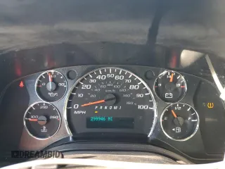 2014 Chevrolet Express Cargo Van with VIN 1GCWGFCA2E1213790, listed as a Copart auction lot 85323294 with 299,946 mi miles and Salvage Title. Bid and sale history available at carsss.com. Image 9.