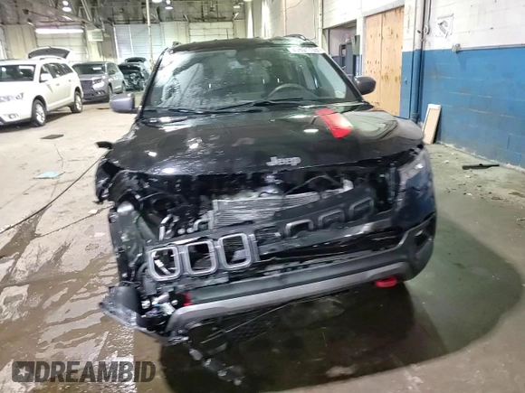 2022 Jeep Compass Trailhawk z VIN 3C4NJDDB3NT163497, wystawiony jako Copart lot #42691135 z przebiegiem 19 450 mil mil oraz Szkoda całkowita • Salvage title. Historia ofert i sprzedaży dostępna na DreamBid. Obrazek 14.