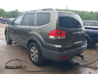 2009 Kia Borrego EX with VIN KNDJH741495030353, listed as a IAAI auction lot 42096015 with Not Provided miles. Bid and sale history available at carsss.com. Image 3.
