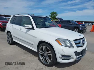 2015 Mercedes-Benz GLK 350 z VIN WDCGG5HB3FG419872, wystawiony jako IAAI lot #42301900 z przebiegiem 193 840 mil mil oraz . Historia ofert i sprzedaży dostępna na DreamBid. Obrazek 1.