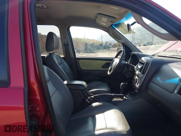 2005 Ford Escape with VIN 1FMYU95H55KC30313, listed as a IAAI auction lot 42475739 with 398,748 mi miles and . Bid and sale history available at DreamBid. Image 5.