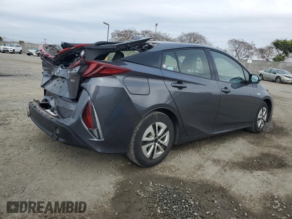 2020 Toyota Prius LE z VIN JTDKARFPXL3120521, wystawiony jako Copart lot #47999635 z przebiegiem 69 038 mil mil oraz Szkoda całkowita • Salvage title. Historia ofert i sprzedaży dostępna na DreamBid. Obrazek 3.