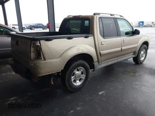 2001 Ford Explorer Sport Trac z VIN 1FMZU77E91UA50164, wystawiony jako IAAI lot #41942453 z przebiegiem 109 036 mil mil oraz . Historia ofert i sprzedaży dostępna na DreamBid. Obrazek 4.
