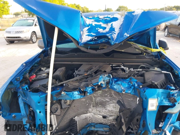 2024 Chevrolet Colorado 4WD LT with VIN 1GCPTCEK2R1140656, listed as a IAAI auction lot 41903659 with 19,698 mi miles and . Bid and sale history available at DreamBid. Image 10.