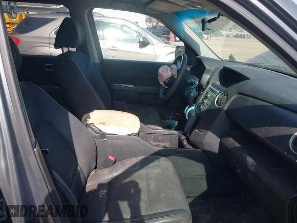 2011 Honda Pilot LX with VIN 5FNYF4H2XBB064209, listed as a IAAI auction lot 41779836 with 213,163 mi miles. Bid and sale history available at carsss.com. Image 5.