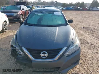 2017 Nissan Altima 2.5 SR with VIN 1N4AL3AP6HC280239, listed as a IAAI auction lot 41797573 with 183,638 mi miles. Bid and sale history available at carsss.com. Image 12.