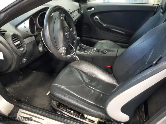2006 Mercedes-Benz SLK-Class 3.0L with VIN WDBWK54F66F117277, listed as a Copart auction lot 83677714 with 117,018 mi miles and Salvage Title. Bid and sale history available at carsss.com. Image 7.
