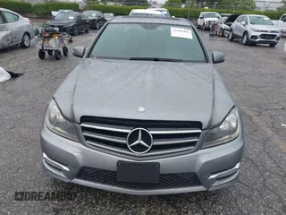 2014 Mercedes-Benz C 250 Sport с VIN WDDGF4HBXEG253583, выставлен на аукционе IAAI как лот 42189407 с пробегом 134 896 миль миль и . История ставок и продаж доступна на DreamBid. Изображение 12.