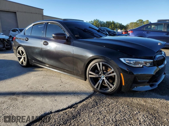 2021 BMW 3 Series 330i xDrive with VIN WBA5R7C02MFK14424, listed as a Copart auction lot 39656474 with 0 mi miles. Bid and sale history available at carsss.com. Image 4.
