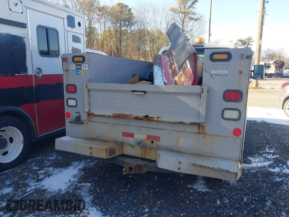 2011 Ford F-350 with VIN 1FDBF3BT8BEC95754, listed as a IAAI auction lot 41275804 with 159,477 mi miles and . Bid and sale history available at DreamBid. Image 16.