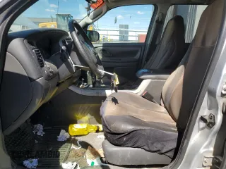 2006 Mazda Tribute i with VIN 4F2YZ92Z86KM12012, listed as a Copart auction lot 53726725 with 162,884 mi miles and Salvage Title. Bid and sale history available at carsss.com. Image 7.