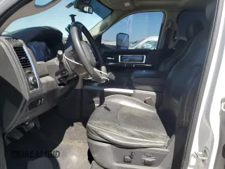 2012 Ram 2500 Laramie Limited z VIN 3C6UD5PL2CG283883, wystawiony jako Copart lot #49838375 z przebiegiem 316 449 mil mil oraz Szkoda całkowita • Salvage title. Historia ofert i sprzedaży dostępna na DreamBid. Obrazek 7.