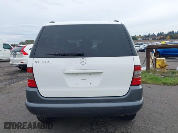 1998 Mercedes-Benz M-Class with VIN 4JGAB54E0WA005344, listed as a IAAI auction lot 37837508 with 159,933 mi miles. Bid and sale history available at carsss.com. Image 16.