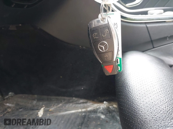 2017 Mercedes-Benz C 300 с VIN 55SWF4KB4HU194641, выставлен на аукционе IAAI как лот 42235717 с пробегом 106 238 миль миль и . История ставок и продаж доступна на DreamBid. Изображение 11.