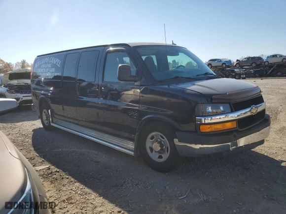 2014 Chevrolet Express Passenger LT with VIN 1GAZG1FG9E1197581, listed as a Copart auction lot 76876634 with 41,840 mi miles and Salvage Title. Bid and sale history available at carsss.com. Image 4.