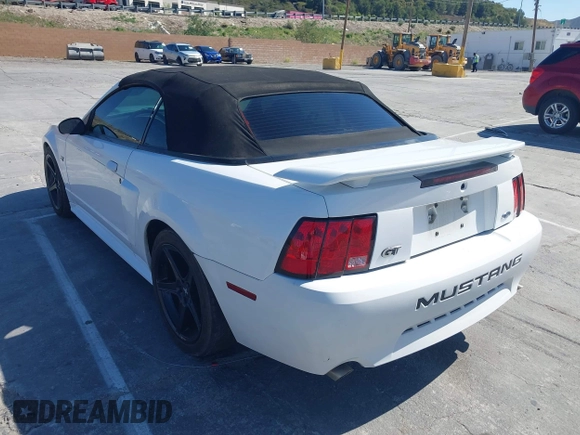 2003 Ford Mustang GT Deluxe with VIN 1FAFP45X23F374605, listed as a IAAI auction lot 41992631 with 123,760 mi miles. Bid and sale history available at carsss.com. Image 3.