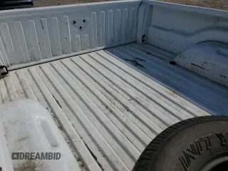 2001 Dodge Dakota z VIN 1B7GL22X21S128774, wystawiony jako Copart lot #58313685 z przebiegiem 167 355 mil mil oraz Czysty tytuł • Clean title. Historia ofert i sprzedaży dostępna na DreamBid. Obrazek 10.