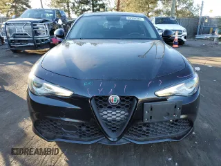 2019 Alfa Romeo Giulia Ti z VIN ZARFANBN0K7602653, wystawiony jako Copart lot #86393384 z przebiegiem 45 974 mil mil oraz Czysty tytuł • Clean title. Historia ofert i sprzedaży dostępna na DreamBid. Obrazek 5.