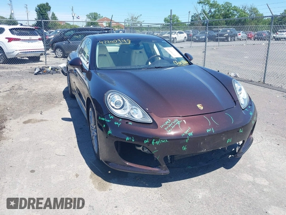 2012 Porsche Panamera S z VIN WP0AB2A75CL060106, wystawiony jako IAAI lot #42240948 z przebiegiem 52 294 mil mil oraz . Historia ofert i sprzedaży dostępna na DreamBid. Obrazek 6.