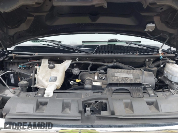 2019 GMC Savana Cargo with VIN 1GTW7BFG2K1176681, listed as a IAAI auction lot 41627842 with 110,000 mi miles. Bid and sale history available at carsss.com. Image 10.