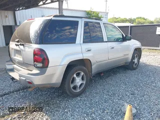 2004 Chevrolet TrailBlazer LT with VIN 1GNDS13S942259389, listed as a IAAI auction lot 42181584 with 37,612 mi miles and . Bid and sale history available at DreamBid. Image 4.