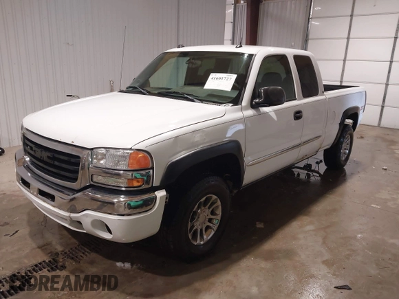 2004 GMC Sierra 1500 SLT with VIN 1GTEK19T34E320179, listed as a IAAI auction lot 41601727 with 303,523 mi miles. Bid and sale history available at carsss.com. Image 22.