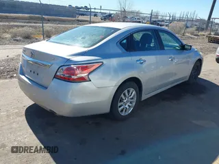 2015 Nissan Altima SV with VIN 1N4AL3AP2FC232525, listed as a IAAI auction lot 41658249 with 191,959 mi miles and . Bid and sale history available at DreamBid. Image 4.