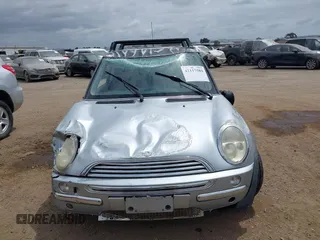 2004 MINI Hardtop with VIN WMWRC33434TJ57506, listed as a IAAI auction lot 42117581 with 148,483 mi miles and . Bid and sale history available at DreamBid. Image 6.
