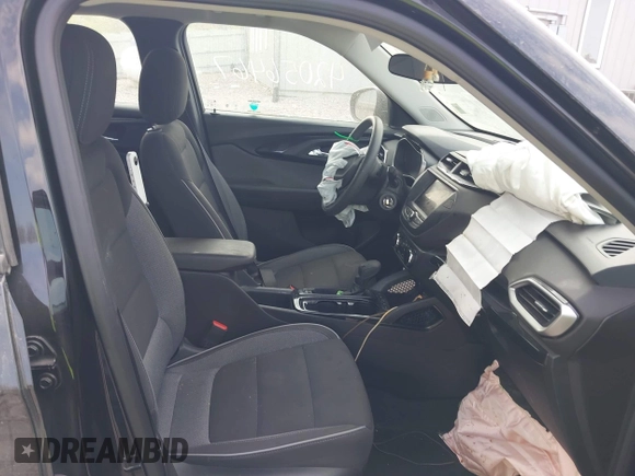 2021 Chevrolet TrailBlazer LS with VIN KL79MNSL4MB086176, listed as a IAAI auction lot 42056467 with 77,035 mi miles and . Bid and sale history available at DreamBid. Image 5.