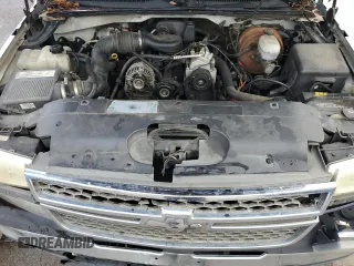 2006 Chevrolet Silverado 1500 Work Truck with VIN 3GCEC14X06G253088, listed as a Copart auction lot 43375235 with 239,459 mi miles and Salvage Title. Bid and sale history available at carsss.com. Image 11.