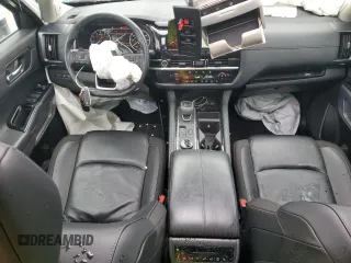 2023 Nissan Pathfinder SL z VIN 5N1DR3CD3PC261392, wystawiony jako Copart lot #58094345 z przebiegiem 50 360 mil mil oraz Szkoda całkowita • Salvage title. Historia ofert i sprzedaży dostępna na DreamBid. Obrazek 8.