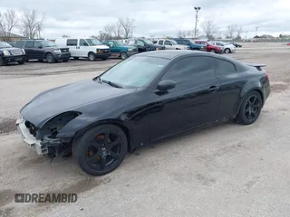 2004 Infiniti G35 Coupe w/Leather with VIN JNKCV54EX4M824537, listed as a IAAI auction lot 42092819 with 117,298 mi miles. Bid and sale history available at carsss.com. Image 2.