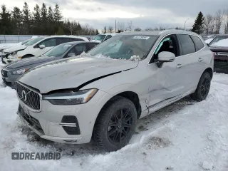 2023 Volvo XC60 z VIN LYV062RN4PB326941, wystawiony jako Copart lot #44179895 z przebiegiem Nie podano mil oraz Czysty tytuł • Clean title. Historia ofert i sprzedaży dostępna na DreamBid. Obrazek 1.