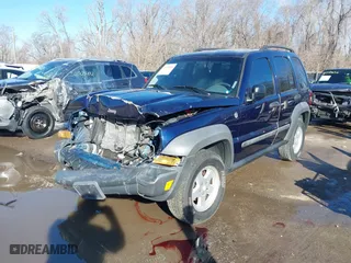 2007 Jeep Liberty Sport with VIN 1J4GL48K47W530038, listed as a IAAI auction lot 41724536 with 183,084 mi miles. Bid and sale history available at carsss.com. Image 18.