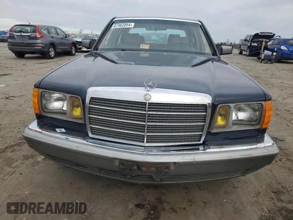1984 Mercedes-Benz 500 z VIN WDBCA37B8EA085222, wystawiony jako Copart lot #87462054 z przebiegiem 205 226 mil mil oraz Tytuł czysty. Historia ofert i sprzedaży dostępna na DreamBid. Obrazek 5.