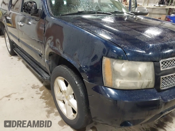 2007 Chevrolet Suburban LT with VIN 3GNFC16057G210492, listed as a IAAI auction lot 41743673 with 258,133 mi miles and . Bid and sale history available at DreamBid. Image 6.