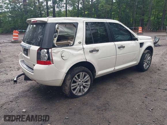 2009 Land Rover LR2 HSE z VIN SALFT24N09H146327, wystawiony jako IAAI lot #42470153 z przebiegiem 152 507 mil mil oraz . Historia ofert i sprzedaży dostępna na DreamBid. Obrazek 4.