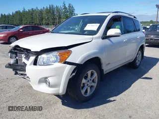 2011 Toyota RAV4 Limited z VIN 2T3DF4DV9BW173656, wystawiony jako IAAI lot #42726272 z przebiegiem 81 421 mil mil oraz . Historia ofert i sprzedaży dostępna na DreamBid. Obrazek 2.