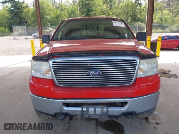 2006 Ford F-150 XLT z VIN 1FTPW14576KB01736, wystawiony jako IAAI lot #42593793 z przebiegiem 292 474 mil mil oraz . Historia ofert i sprzedaży dostępna na DreamBid. Obrazek 12.