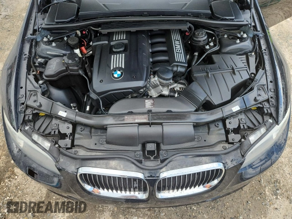 2013 BMW 3 Series 328i with VIN WBADW3C55DJ527912, listed as a Copart auction lot 63317685 with 77,082 mi miles and Salvage title. Bid and sale history available at DreamBid. Image 11.