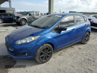 2019 Ford Fiesta SE with VIN 3FADP4EJ2KM132589, listed as a Copart auction lot 87682735 with 90,405 mi miles and Clean Title. Bid and sale history available at DreamBid. Image 1.